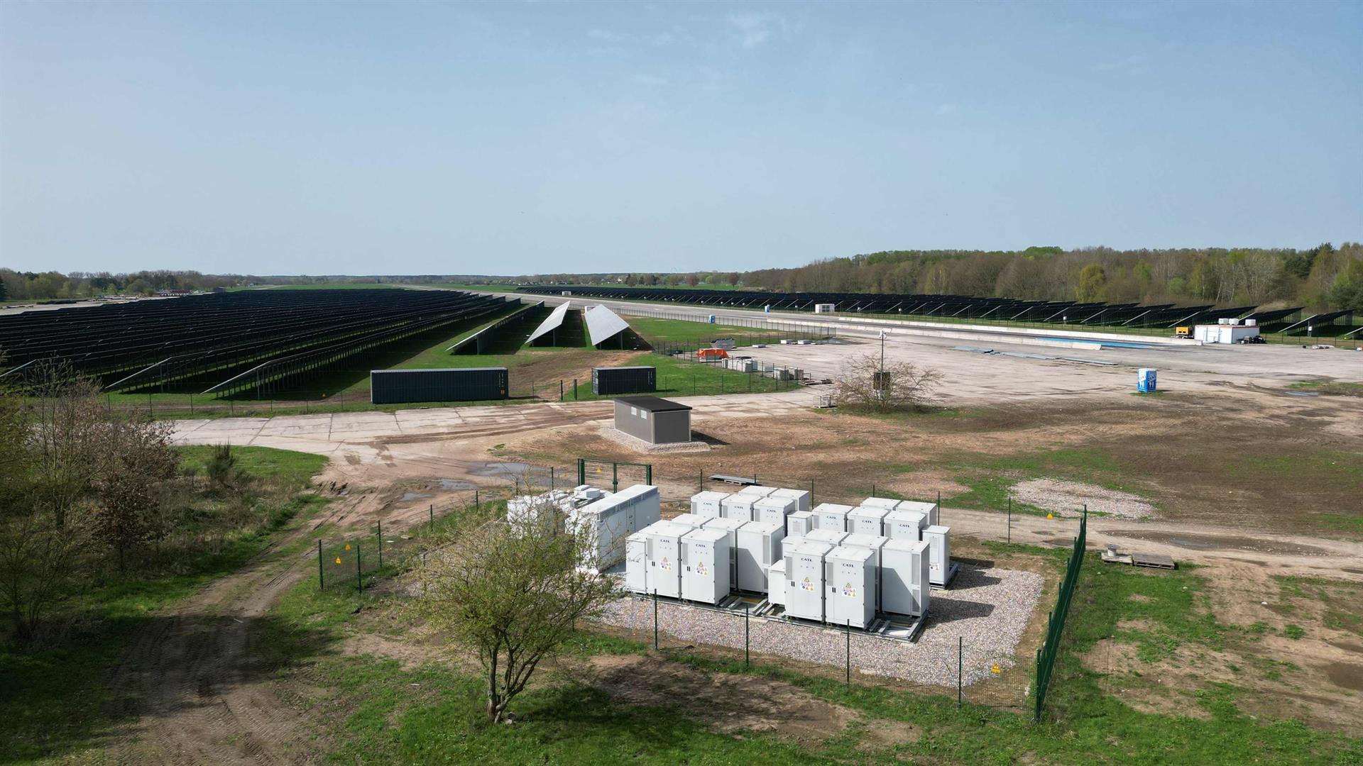 Batteriespeicher: So optimieren wir mit KI unseren Solarpark