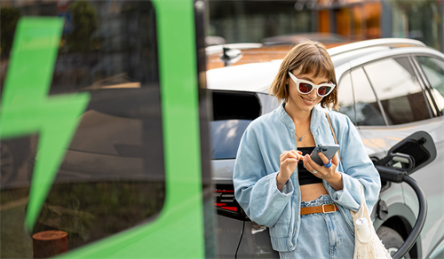 E-Auto Ladekarte: Vergleich, Kosten und worauf es ankommt