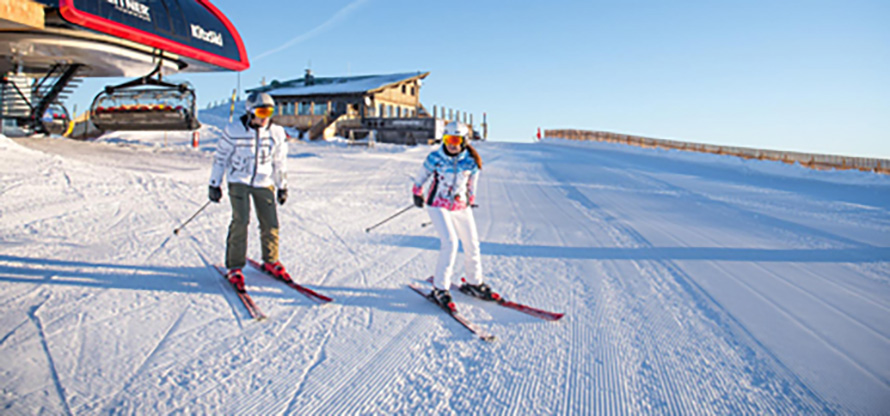 Nachhaltiger Wintersport: Diese Skigebiete setzen auf Grün
