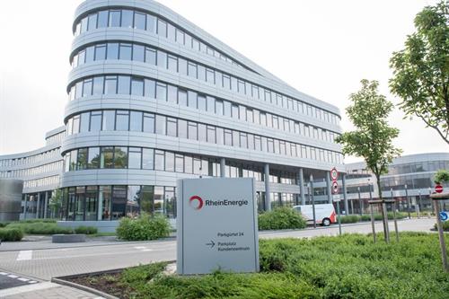 Unsere Verwaltung am Parkgürtel: Kölns modernstes Bürogebäude